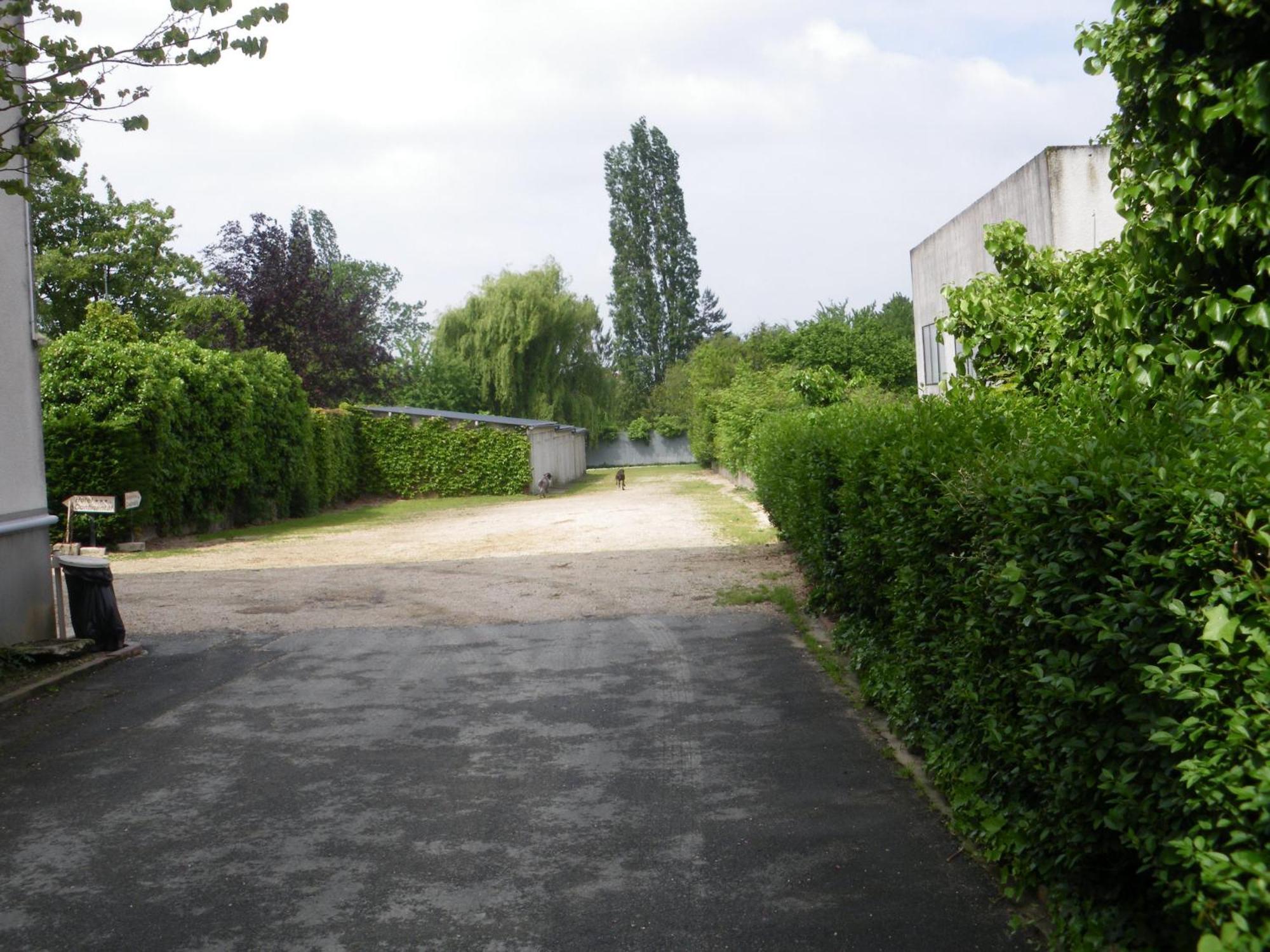 Hotel Continental Vierzon Luaran gambar