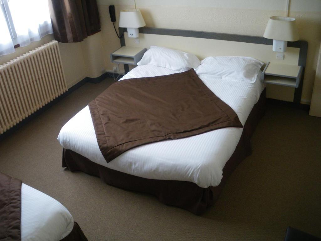 Hotel Continental Vierzon Luaran gambar